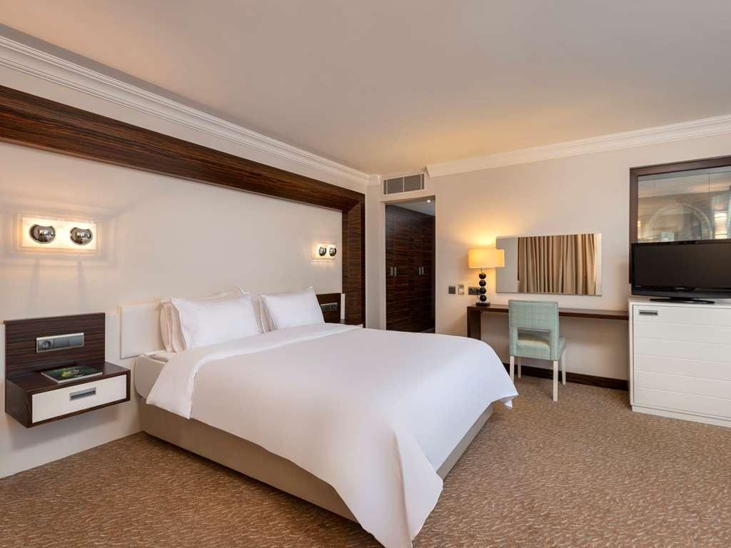 Rixos Park Belek - The Land Of Legends Access Hotel Стая снимка